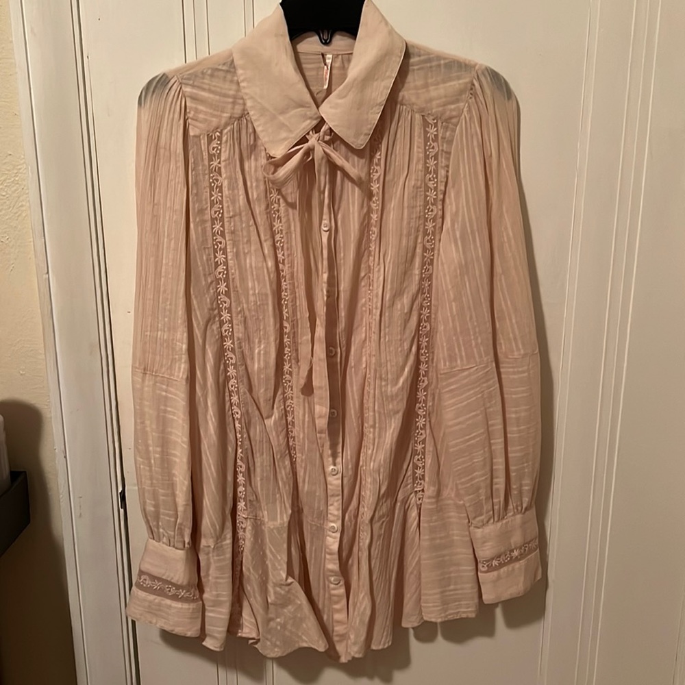 Free people never worn size small  pink